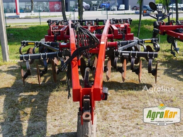 Красный Кейс Другая, объемом двигателя 0 л и пробегом 0 тыс. км за 1696074 $, фото 1 на Automoto.ua