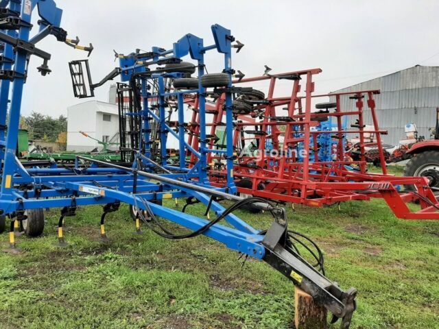 Красный Кейс Другая, объемом двигателя 0 л и пробегом 0 тыс. км за 44682 $, фото 5 на Automoto.ua