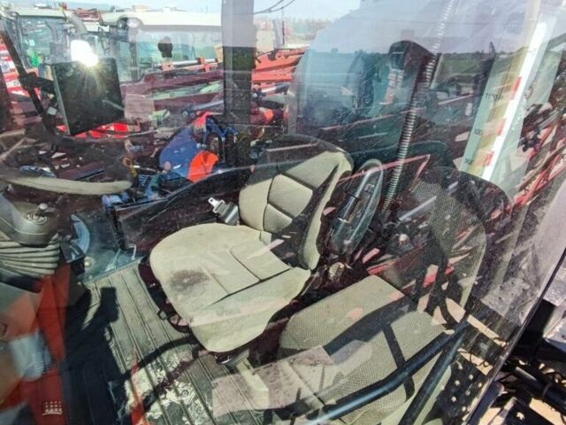 Червоний Кейс Другая, об'ємом двигуна 0 л та пробігом 0 тис. км за 145497 $, фото 8 на Automoto.ua