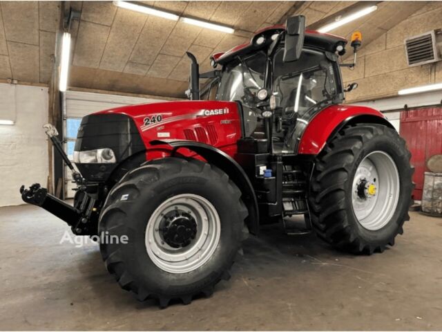 Красный Кейс Puma 240, объемом двигателя 0 л и пробегом 0 тыс. км за 90612 $, фото 2 на Automoto.ua