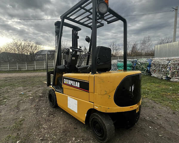 Жовтий Катерпіллер 20, об'ємом двигуна 0 л та пробігом 4 тис. км за 12333 $, фото 4 на Automoto.ua