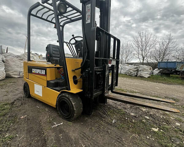 Жовтий Катерпіллер 20, об'ємом двигуна 0 л та пробігом 4 тис. км за 12333 $, фото 2 на Automoto.ua