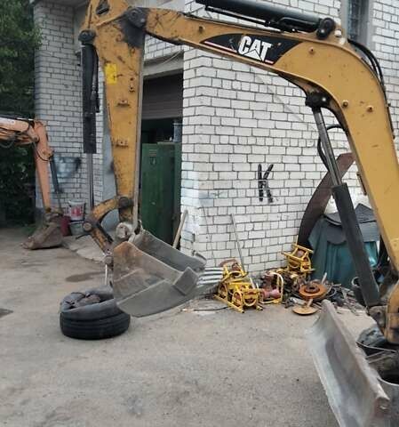Катерпиллер 303, объемом двигателя 0 л и пробегом 0 тыс. км за 12700 $, фото 1 на Automoto.ua