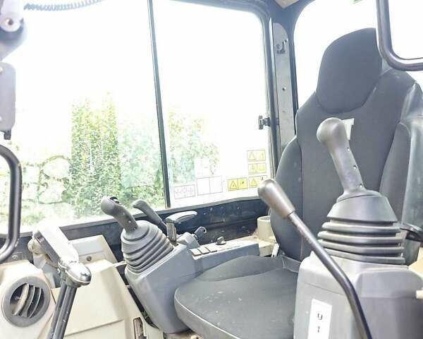 Катерпиллер 303.5 2013 в Хусте на Automoto.ua Катерпиллер 303.5, объемом двигателя 0 л и пробегом 51 тыс. км за 30358 $, фото 7 на Automoto.ua