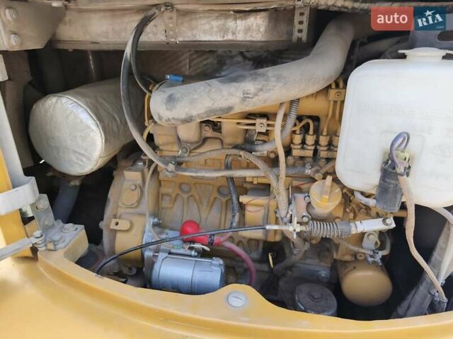 Желтый Катерпиллер 304, объемом двигателя 2.4 л и пробегом 36 тыс. км за 39736 $, фото 7 на Automoto.ua