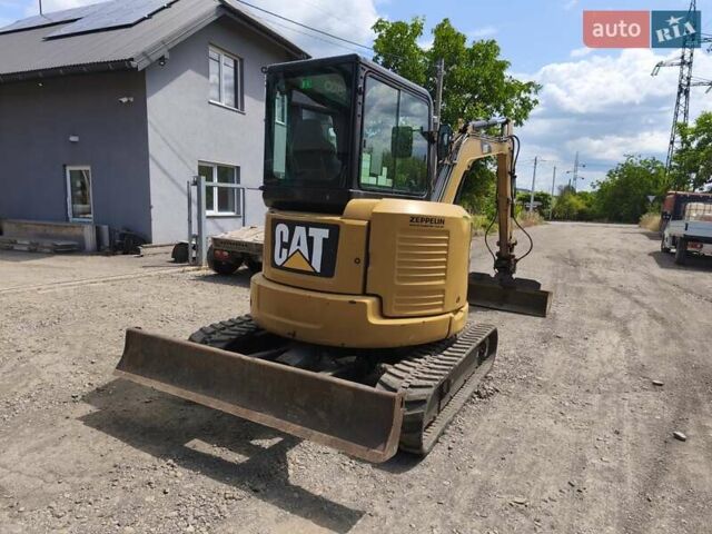 Желтый Катерпиллер 304, объемом двигателя 2.4 л и пробегом 35 тыс. км за 40562 $, фото 3 на Automoto.ua