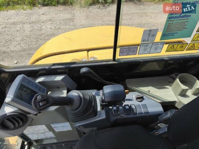 Желтый Катерпиллер 304, объемом двигателя 2.4 л и пробегом 36 тыс. км за 39736 $, фото 12 на Automoto.ua