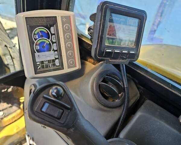 Желтый Катерпиллер 305, объемом двигателя 0 л и пробегом 420 тыс. км за 43000 $, фото 5 на Automoto.ua