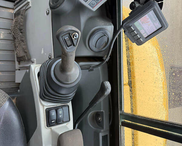 Катерпиллер 305.5 2015 в Бучаче на Automoto.ua Желтый Катерпиллер 305.5, объемом двигателя 2.4 л и пробегом 0 тыс. км за 37500 $, фото 11 на Automoto.ua