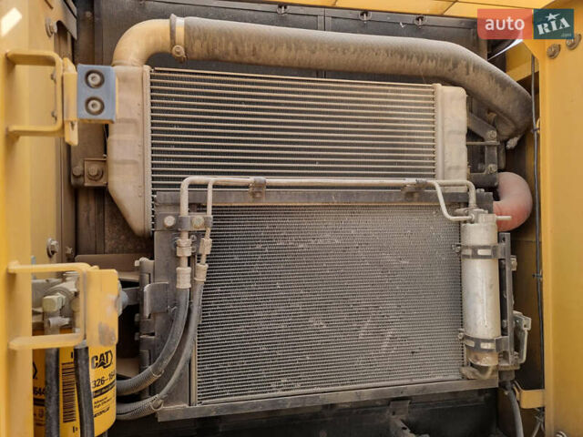 Катерпіллер 320, об'ємом двигуна 0 л та пробігом 10 тис. км за 67770 $, фото 14 на Automoto.ua