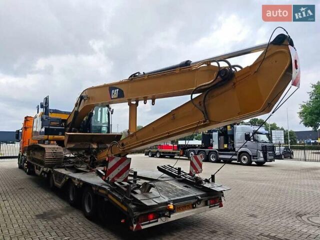 Катерпіллер 323 2014 у Києві на Automoto.ua Катерпіллер 323, об'ємом двигуна 0 л та пробігом 1 тис. км за 101711 $, фото 4 на Automoto.ua