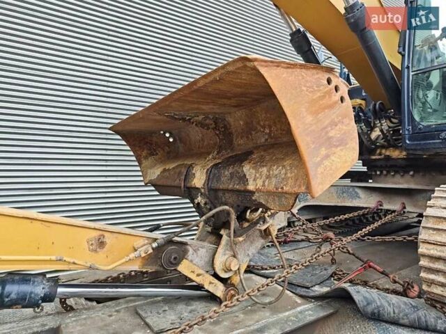 Катерпіллер 323 2014 у Києві на Automoto.ua Катерпіллер 323, об'ємом двигуна 0 л та пробігом 1 тис. км за 101711 $, фото 5 на Automoto.ua