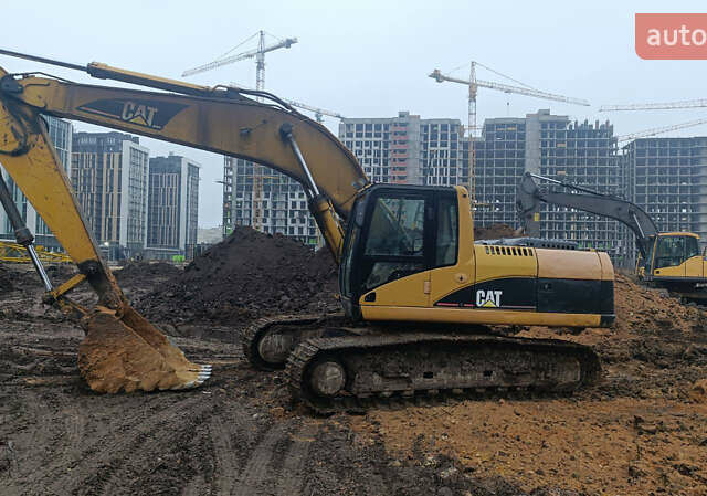 Катерпіллер 325, об'ємом двигуна 7.2 л та пробігом 18 тис. км за 50000 $, фото 5 на Automoto.ua