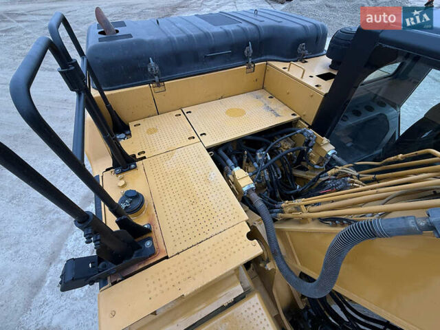 Катерпіллер 326, об'ємом двигуна 0 л та пробігом 9 тис. км за 98000 $, фото 10 на Automoto.ua