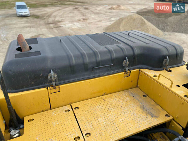 Катерпіллер 326, об'ємом двигуна 0 л та пробігом 9 тис. км за 113712 $, фото 27 на Automoto.ua
