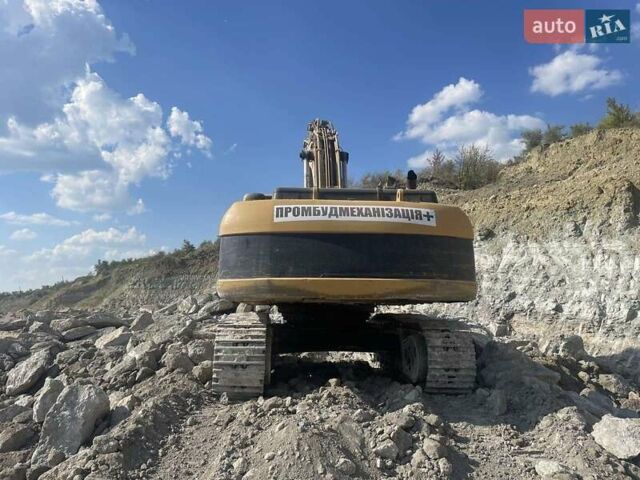 Катерпиллер 330, объемом двигателя 0 л и пробегом 111 тыс. км за 60000 $, фото 1 на Automoto.ua