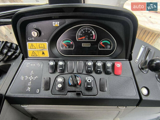 Катерпіллер 422, об'ємом двигуна 4.4 л та пробігом 1 тис. км за 53000 $, фото 6 на Automoto.ua