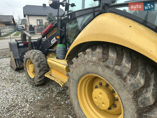 Желтый Катерпиллер 432, объемом двигателя 4.5 л и пробегом 8 тыс. км за 43250 $, фото 1 на Automoto.ua