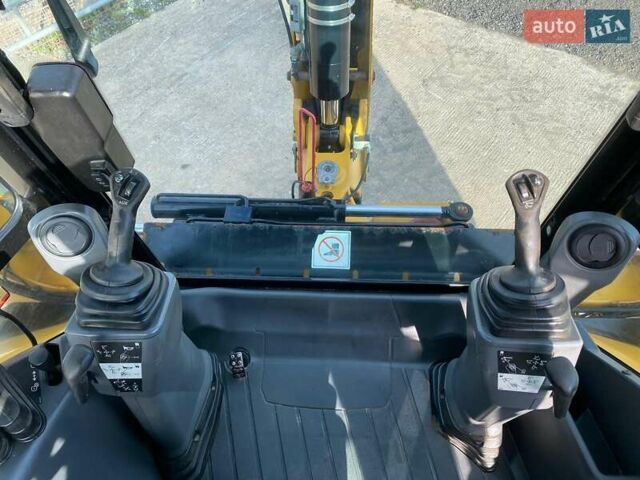 Желтый Катерпиллер 432, объемом двигателя 0 л и пробегом 1 тыс. км за 89999 $, фото 21 на Automoto.ua