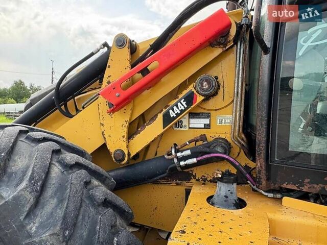 Желтый Катерпиллер 444, объемом двигателя 0 л и пробегом 0 тыс. км за 77239 $, фото 13 на Automoto.ua