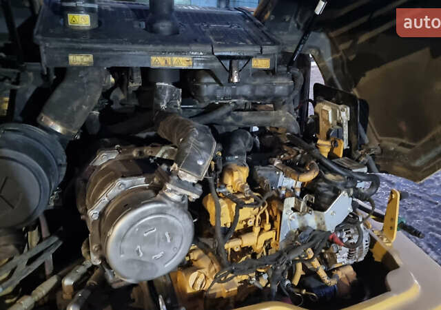 Катерпиллер 906, объемом двигателя 0 л и пробегом 29 тыс. км за 52284 $, фото 7 на Automoto.ua