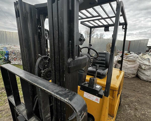 Желтый Катерпиллер ЕП, объемом двигателя 0 л и пробегом 6 тыс. км за 11250 $, фото 9 на Automoto.ua
