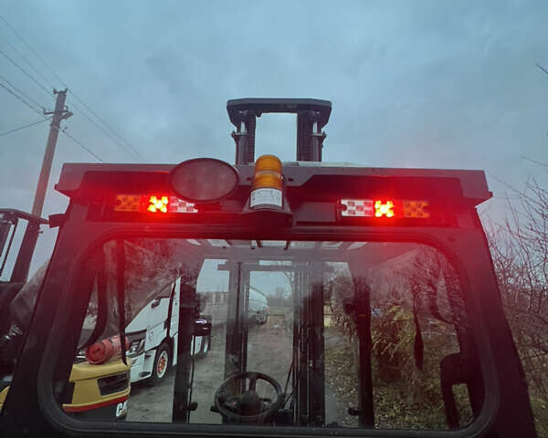 Желтый Катерпиллер ГП, объемом двигателя 2.2 л и пробегом 6 тыс. км за 13999 $, фото 54 на Automoto.ua