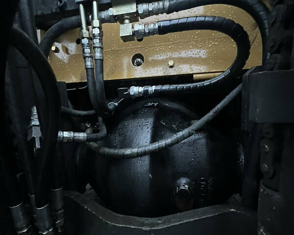 Желтый Катерпиллер ГП, объемом двигателя 2.2 л и пробегом 6 тыс. км за 13999 $, фото 61 на Automoto.ua