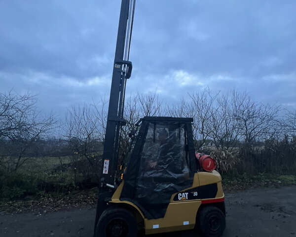 Желтый Катерпиллер ГП, объемом двигателя 2.2 л и пробегом 6 тыс. км за 13999 $, фото 87 на Automoto.ua