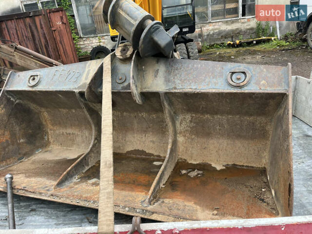 Бежевий Катерпіллер M315, об'ємом двигуна 0 л та пробігом 8 тис. км за 45800 $, фото 21 на Automoto.ua