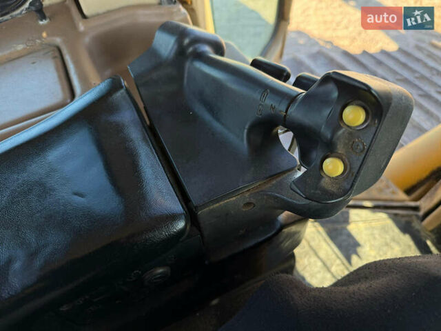 Катерпиллер D6N, объемом двигателя 0 л и пробегом 9 тыс. км за 61328 $, фото 24 на Automoto.ua