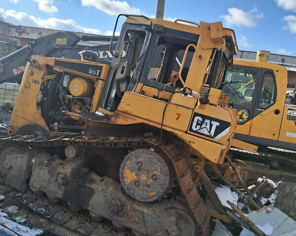 Катерпиллер D6T, объемом двигателя 0 л и пробегом 16 тыс. км за 35000 $, фото 6 на Automoto.ua