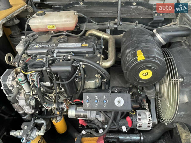 Катерпиллер TH 360B, объемом двигателя 0 л и пробегом 10 тыс. км за 29800 $, фото 3 на Automoto.ua