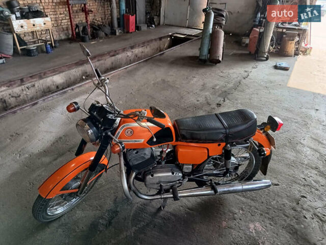 Оранжевый Чезет 472.3, объемом двигателя 0.35 л и пробегом 17 тыс. км за 1100 $, фото 2 на Automoto.ua