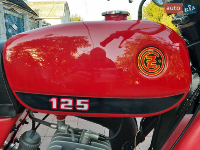 Красный Чезет Cross, объемом двигателя 1.25 л и пробегом 1 тыс. км за 6000 $, фото 10 на Automoto.ua