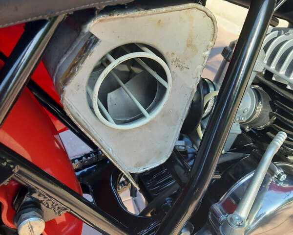 Красный Чезет Cross, объемом двигателя 1.25 л и пробегом 1 тыс. км за 6000 $, фото 8 на Automoto.ua