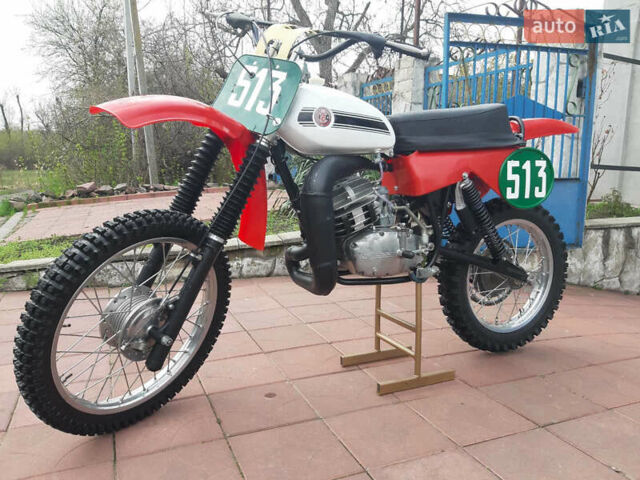 Красный Чезет Cross, объемом двигателя 2.5 л и пробегом 1 тыс. км за 7000 $, фото 1 на Automoto.ua