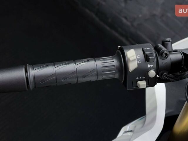 СФ мото 250SR 2025 года купить новое авто СФ мото 250SR 2025 года от официального дилера Богдан СФ мото фото