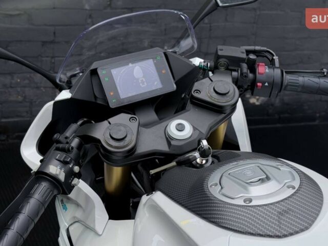 СФ мото 250SR 2025 года купить новое авто СФ мото 250SR 2025 года от официального дилера Богдан СФ мото фото