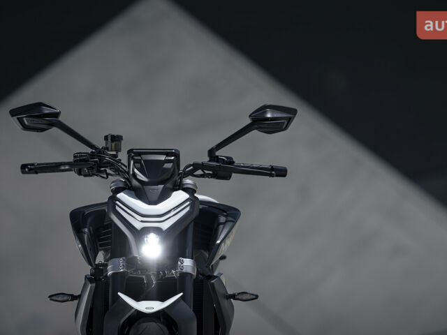 СФ мото 450NK, объемом двигателя 0.45 л и пробегом 0 тыс. км за 6000 $, фото 1 на Automoto.ua