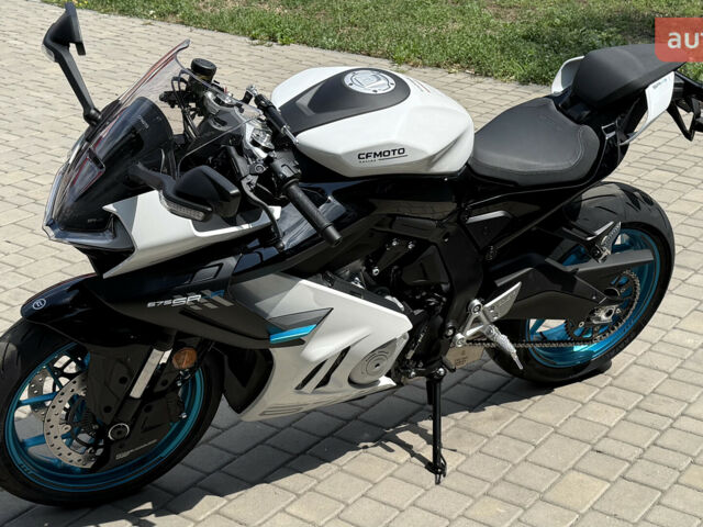 СФ мото 675 SR-R, объемом двигателя 0.68 л и пробегом 0 тыс. км за 8500 $, фото 10 на Automoto.ua