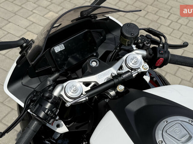 СФ мото 675 SR-R, об'ємом двигуна 0.68 л та пробігом 0 тис. км за 8500 $, фото 9 на Automoto.ua