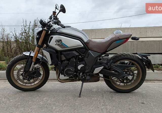 СФ мото 700 C-LX Heritage, объемом двигателя 0.69 л и пробегом 4 тыс. км за 6500 $, фото 1 на Automoto.ua
