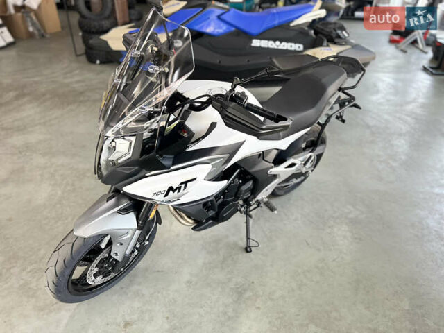 Білий СФ мото 700MT, об'ємом двигуна 0.7 л та пробігом 1 тис. км за 7600 $, фото 1 на Automoto.ua