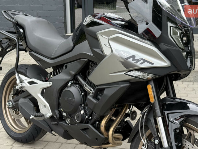 СФ мото 700MT, объемом двигателя 0.69 л и пробегом 0 тыс. км за 7600 $, фото 2 на Automoto.ua