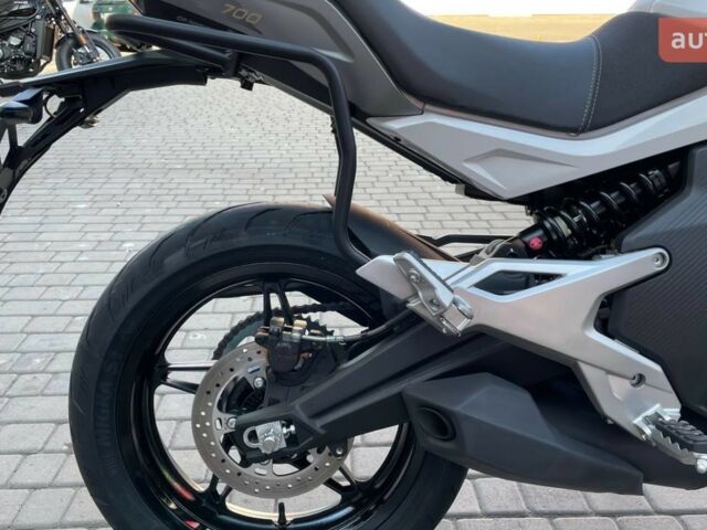 СФ мото 700MT, объемом двигателя 0.69 л и пробегом 0 тыс. км за 7600 $, фото 11 на Automoto.ua