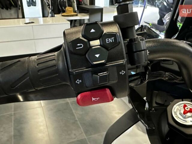 купити нове авто СФ мото 700MT 2025 року від офіційного дилера Вояж Motorsports СФ мото фото