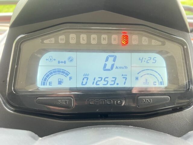 СФ мото 800, объемом двигателя 0.8 л и пробегом 0 тыс. км за 7800 $, фото 1 на Automoto.ua