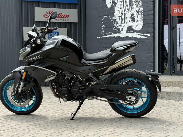СФ мото 800NK, объемом двигателя 0.8 л и пробегом 0 тыс. км за 9600 $, фото 1 на Automoto.ua