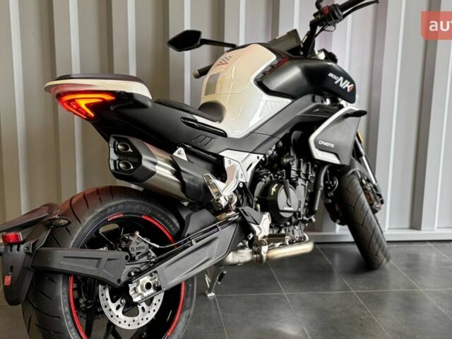 купить новое авто СФ мото 800NK 2025 года от официального дилера Вояж Motorsports СФ мото фото